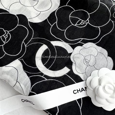 chanel lsrge shawl
